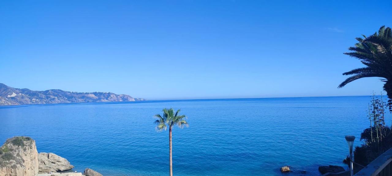 Penthouse Puerta De Pedregalejo Apartman Málaga Kültér fotó